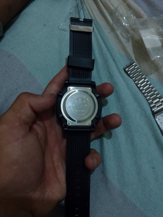 Sport watch hamma qulayliklarga ega