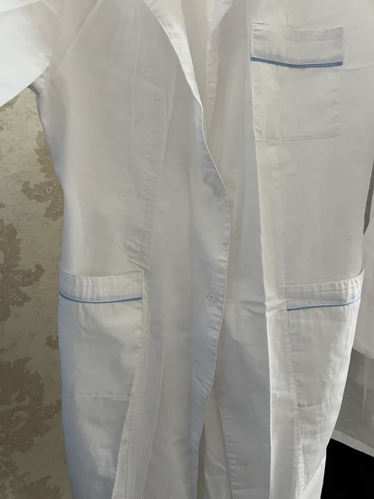 Медицинский халат сатылады