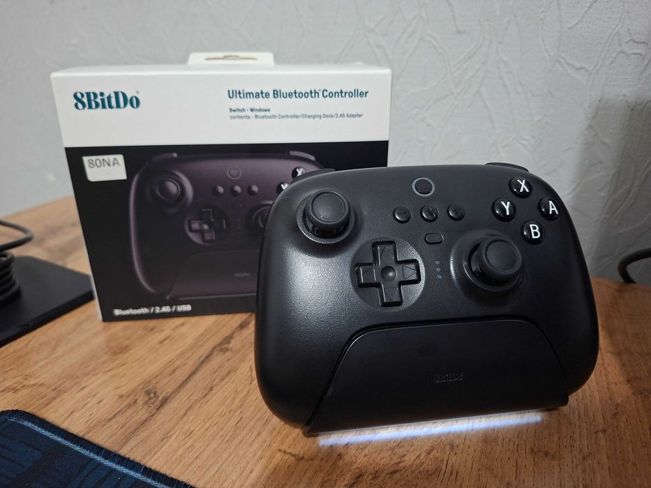 8BitDo Ultimate контроллер с док станцией (2.4Ghz/Bluetooth)