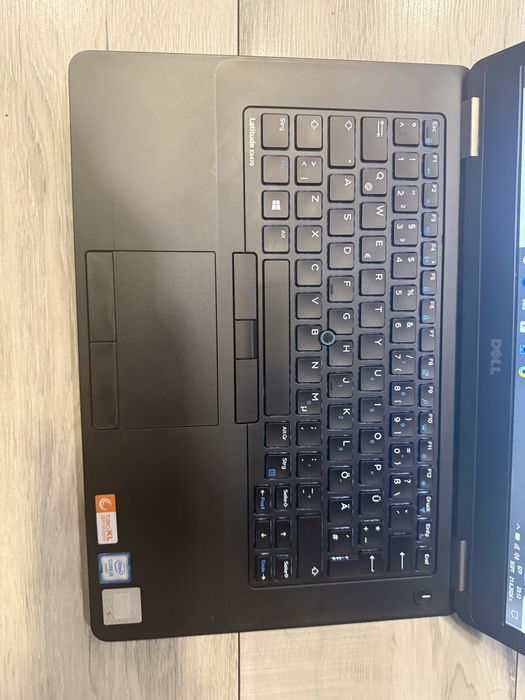 Dell Latitude E5470-i5 6440HQ/8гб/256гб м.2/Подсветка