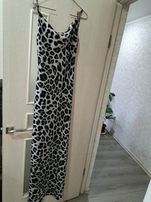 Продам эффектный сарафанчик