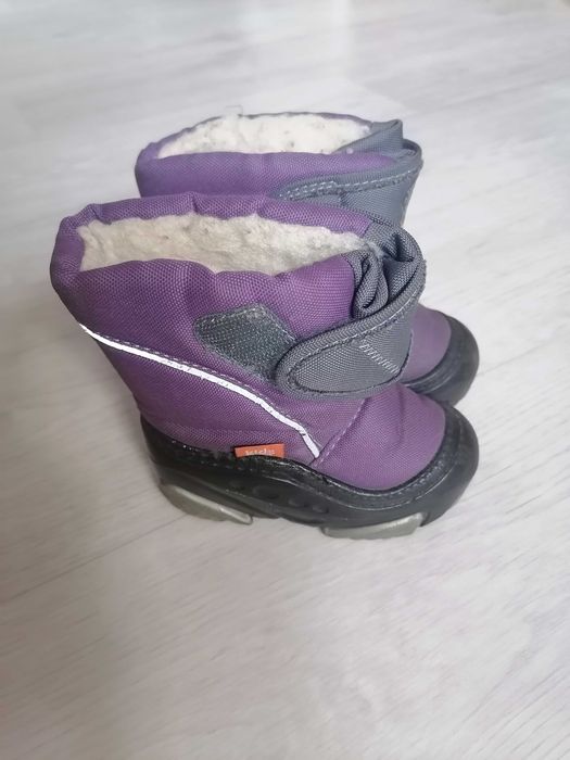 Продам детскую обувь разных размеров