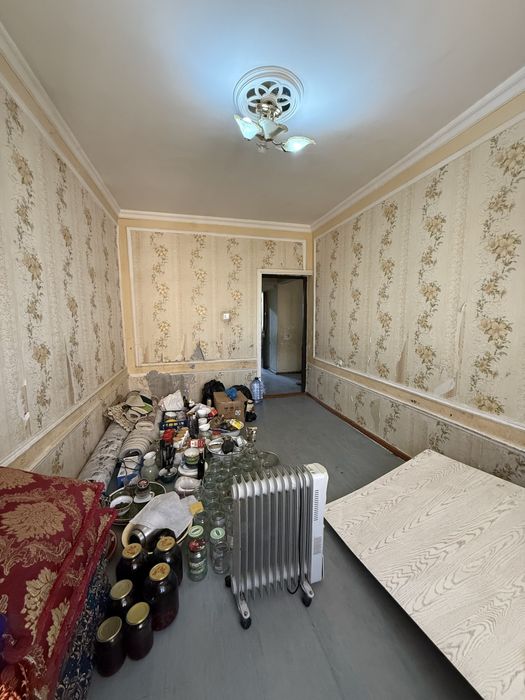 Срочно продаётся 4-х комн квартира в Сергели Строител, 4/6/9