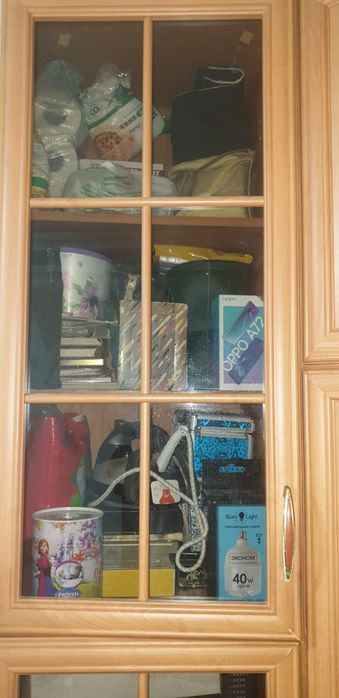 шкаф-пенал для посуды или для книг