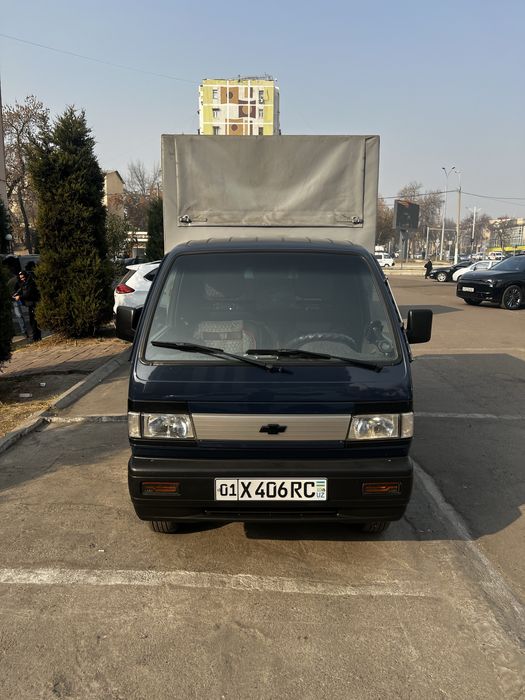 Labo moshina yuk tashish xizmati