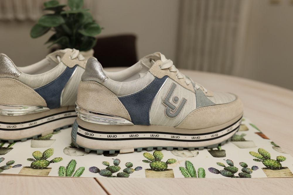 Liu Jo Сникърси Maxi  Wonder 38
Сникърси Maxi Wonder
Сникърси Maxi Won