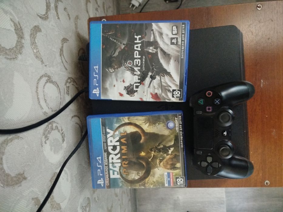 Плестеишн 4 про и двумя играми