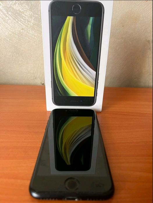 Айфон/IPhone  SE 2020 64 GB
