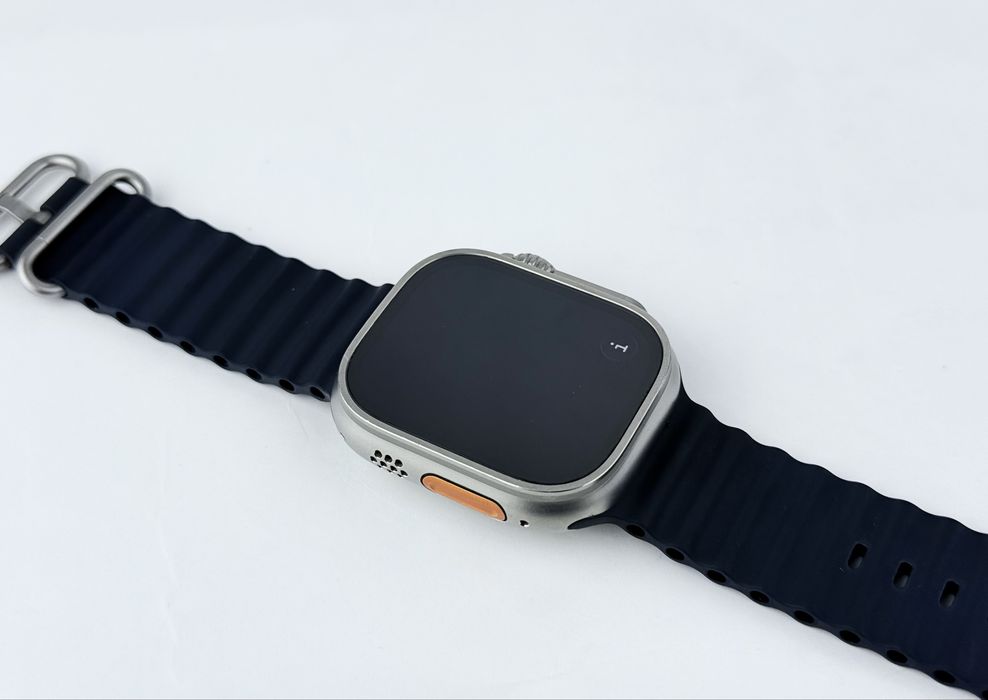 Apple Watch Ultra 49mm Cellular Natural with Black Ocean Band