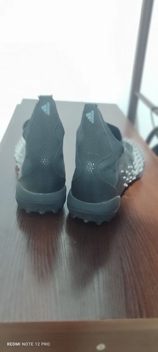 Бутсы adidas predator