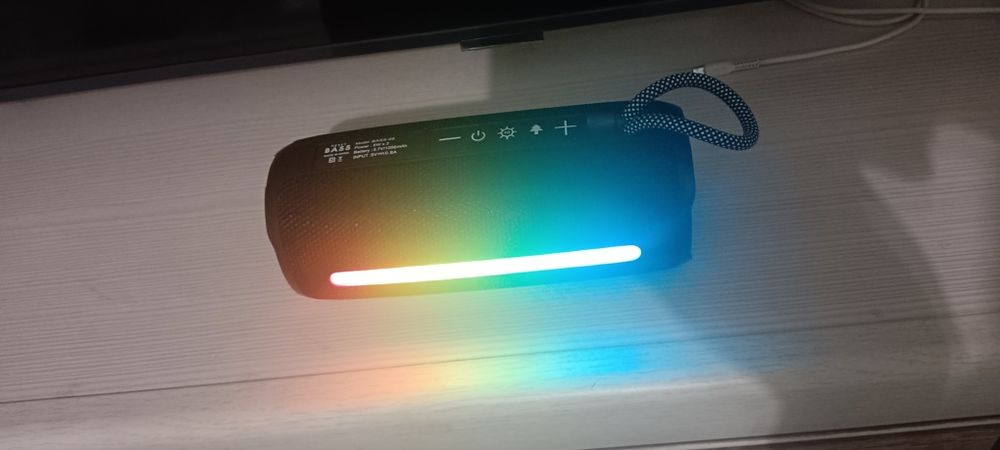 Продам новый Колонка блютуз