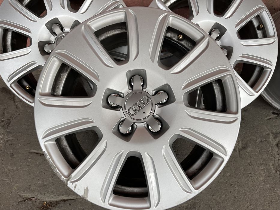 4 jante Audi R 16