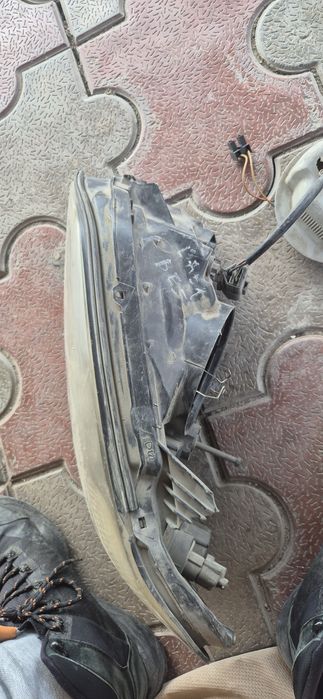 В4 фары на субару