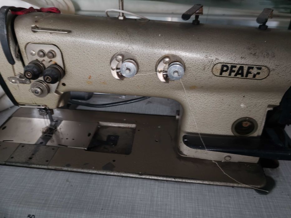 Vand urgent masini de cusut