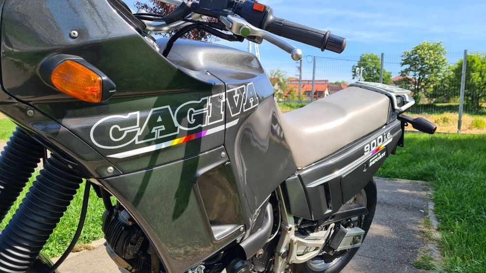 Cagiva Elefant 900ie Ducati