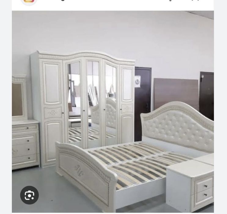 Спальный гарнитур