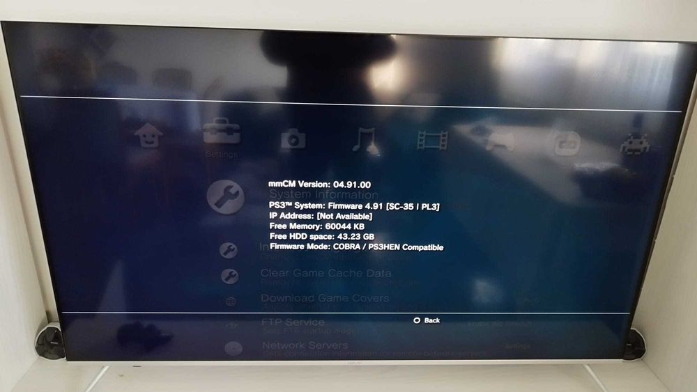 Playstation 3/PS3 modat/4 manete/charge station/HDD 320 GB extern