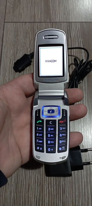 Samsung E700 Самсунг Мида като нов!!!