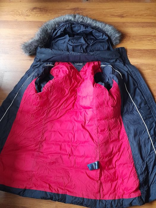 Tommy Hilfiger дамско зимно яке L размер.