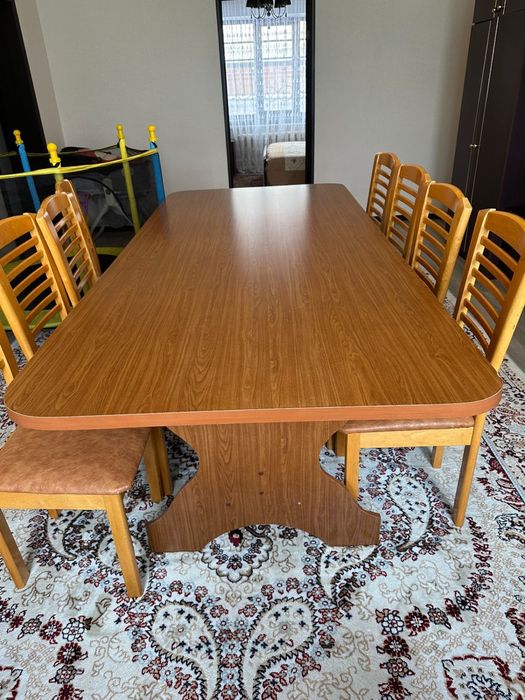 Продам стол со стульями