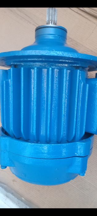 Продам редуктора