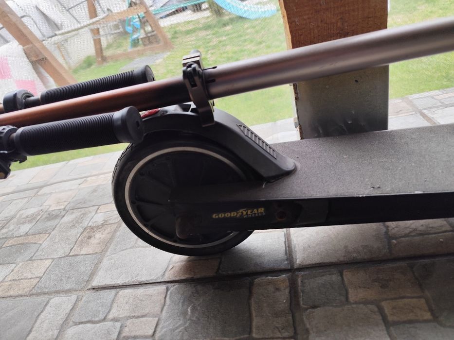 Trotineta Goodyear