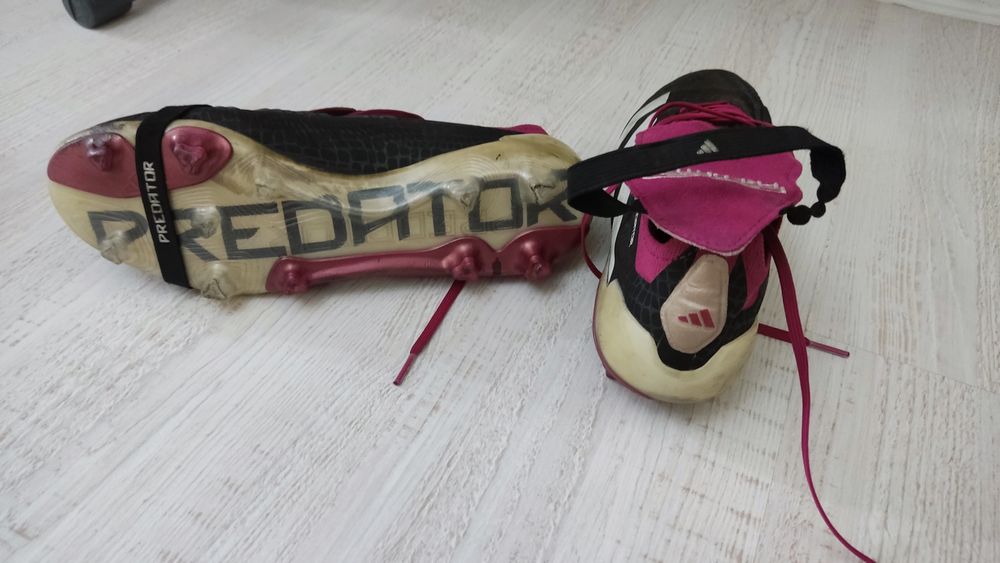 Бутсы Adidas predator