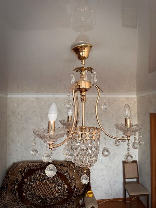 Люстра хрустальная
