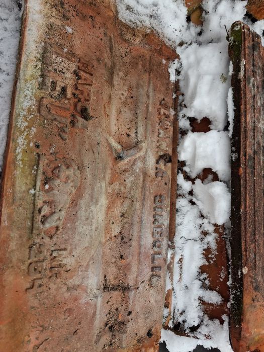 Vând țiglă ceramică