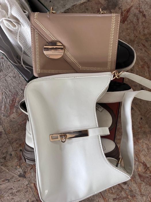 Женская обувь , сумочки