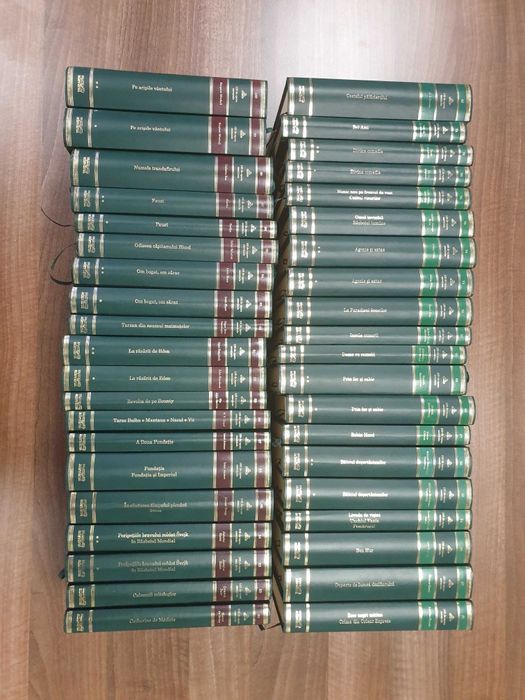 Colecția verde  de cărți Adevărul