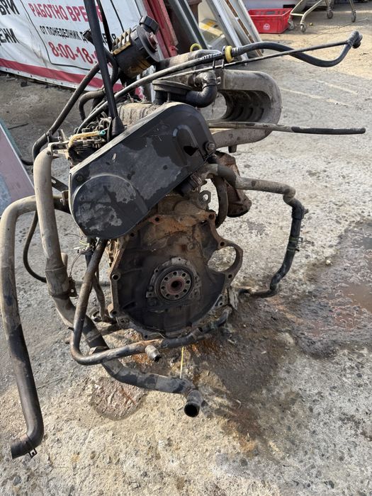 Двигател vw transporter T4 2.4 d на части