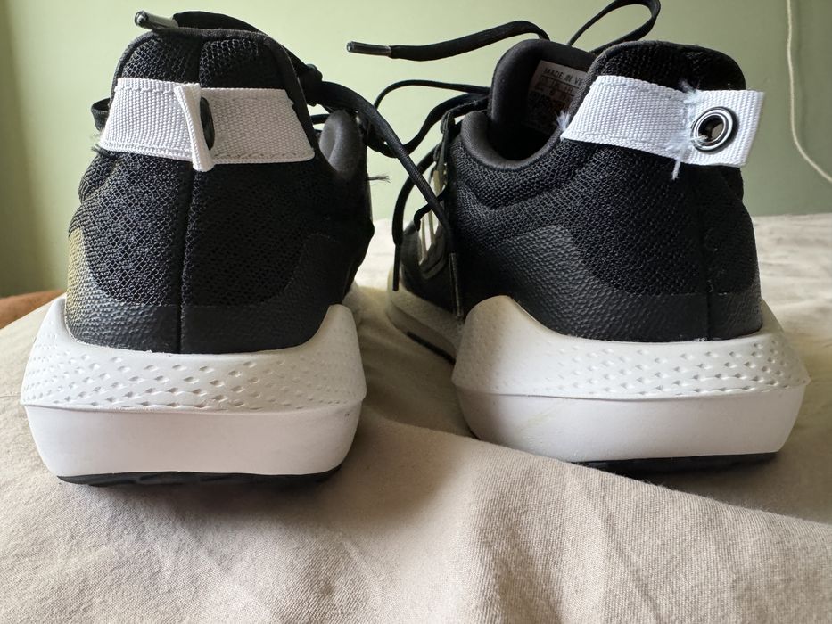 Дамски маратонки за бягане Adidas Eq21 Run 2.0 J GY4354 Черни