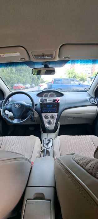 Тойота Ярис 2007г