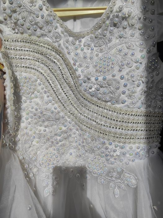 Нарядное платье для девочки