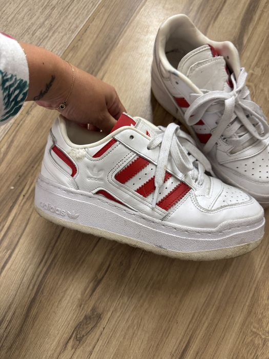 Adidasi Adidas marimea 38