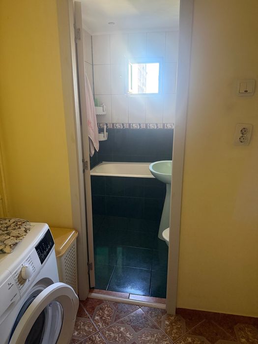 Vand Apartament 3 camere