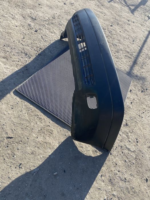 Бампер ауди 80 б3