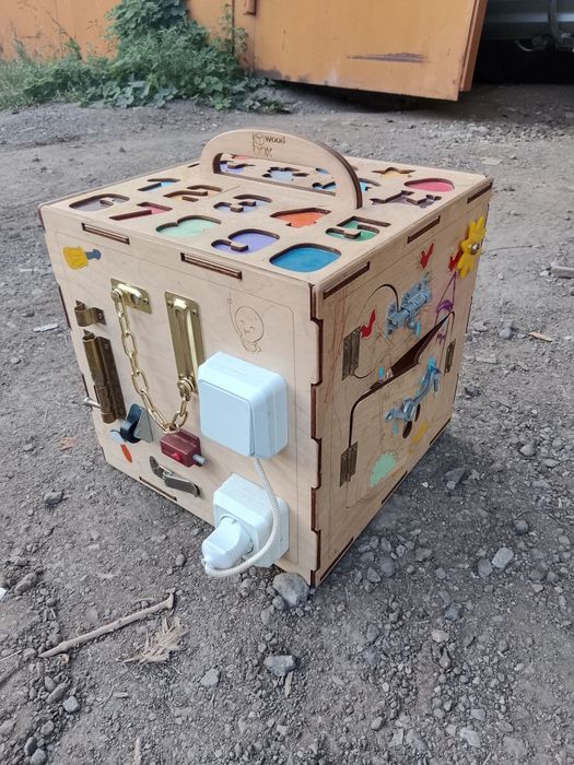 Продам развивающие кубик