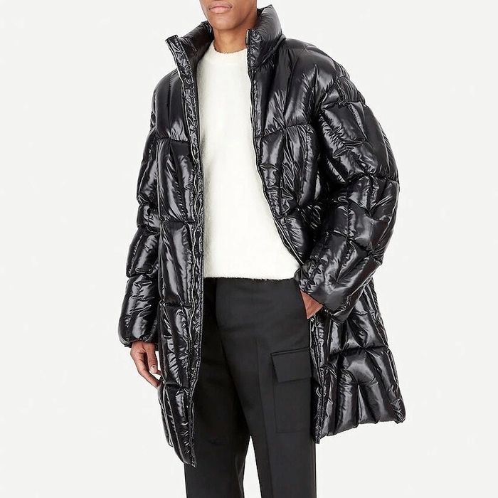 Яке Valentino размер 54