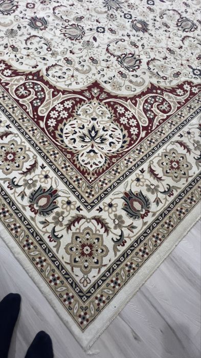 Срочно продам ковер!