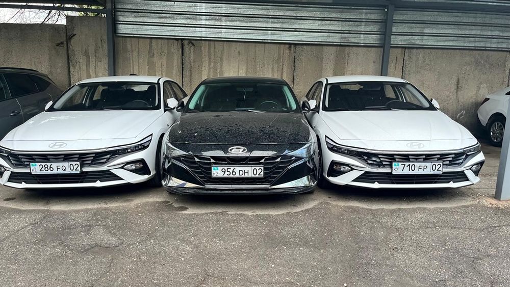 Элантры,  Сонаты, Электромобиль под таксовку.