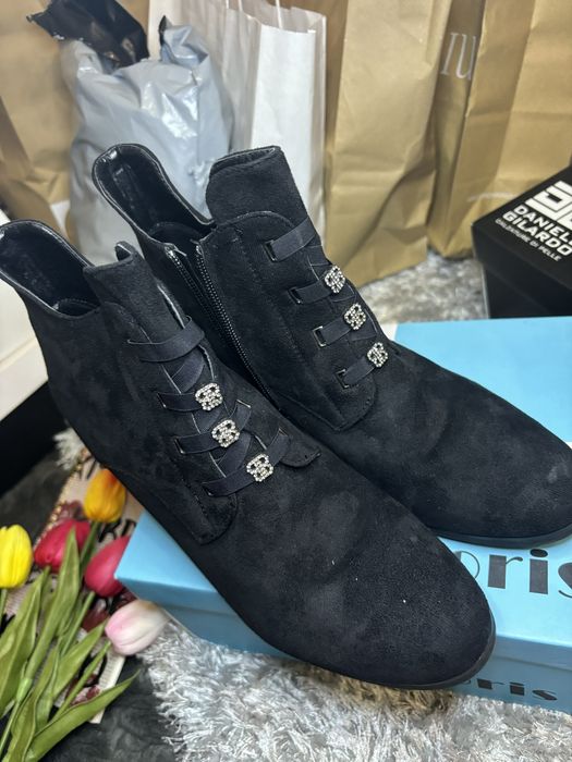 Маратонки и обувки