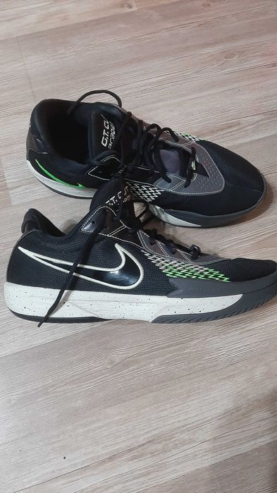 Маратонки   Nike