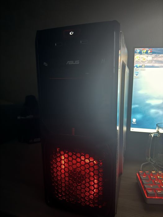 Настольный компьютер