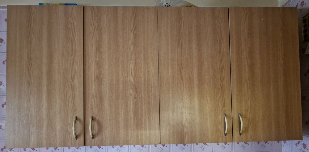 3 buc dulap 2 usi cu un raft suspendat