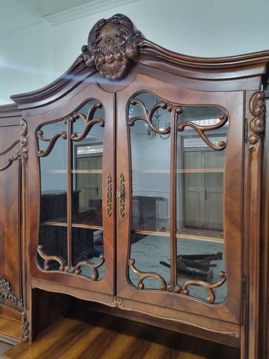 Шкаф( Румыния),Ренессанс,ХХ век.