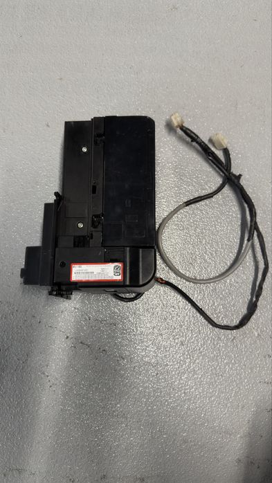 Cititor bancnote BV 100