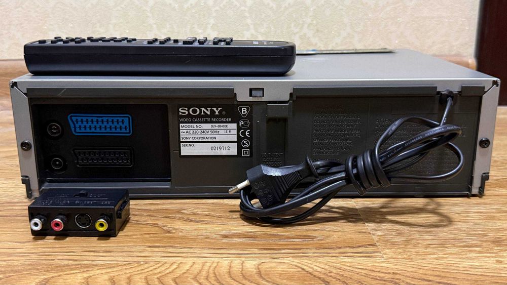 Видеомагнитофон Sony SLV-SE420K 4-Head