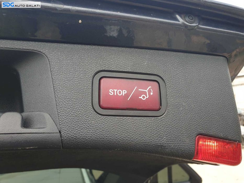 Buton Inchidere Hayon Haion Portbagaj Mercedes Clasa E Class W212 S212 Break SW Combi 2009 - 2012 [C8277]